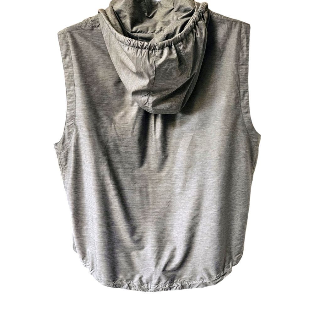 CATO Plus Size Gray Sleeveless Hooded Zip- Up Vest Size 22/24 3X - Picture 10 of 15
